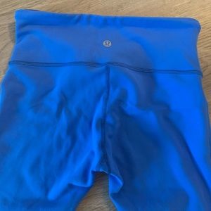 Reversible cropped Lululemon wunder unders